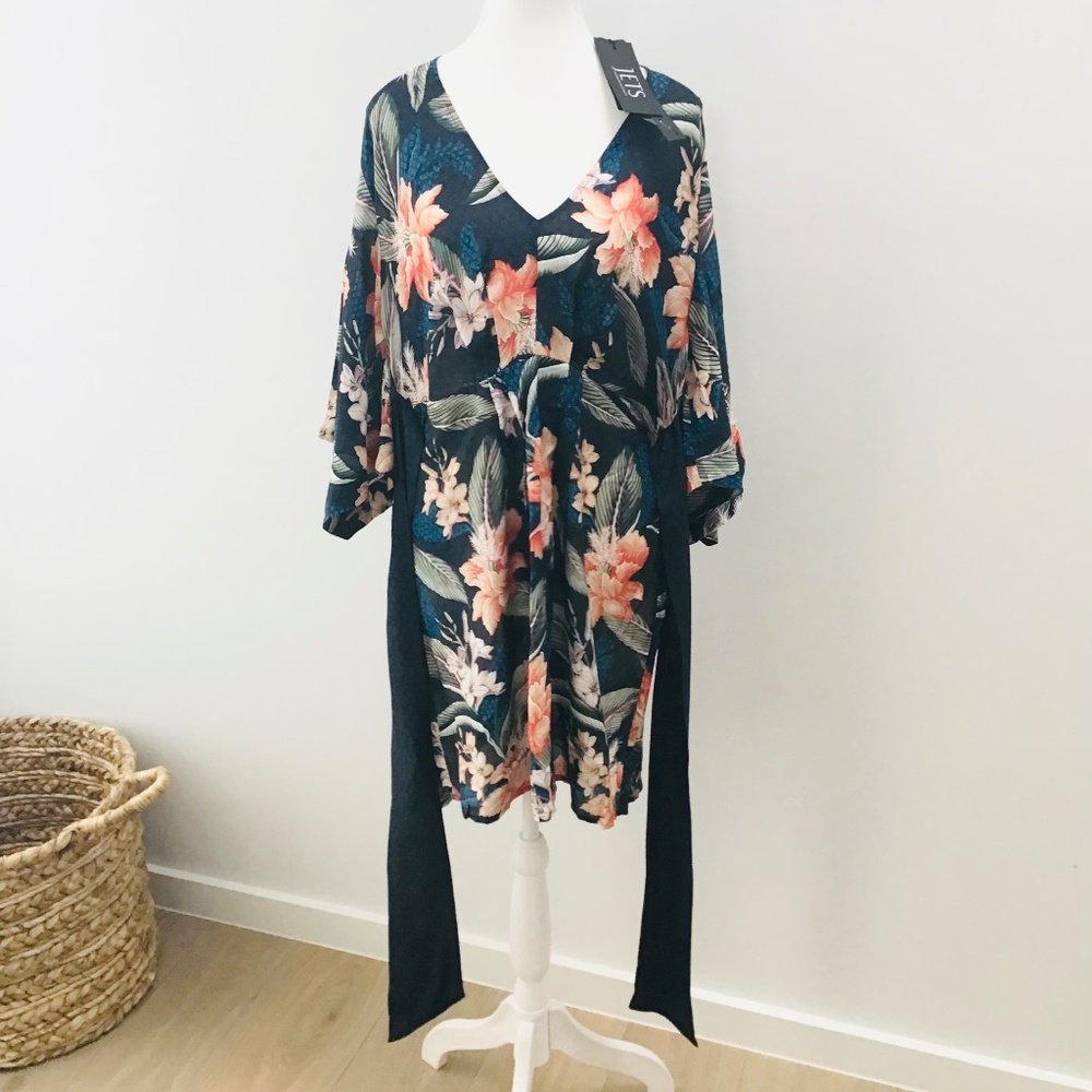 JETS size S Serendipity kaftan/cover up, tropical print on blue background BNWT - Picture 12 of 12
